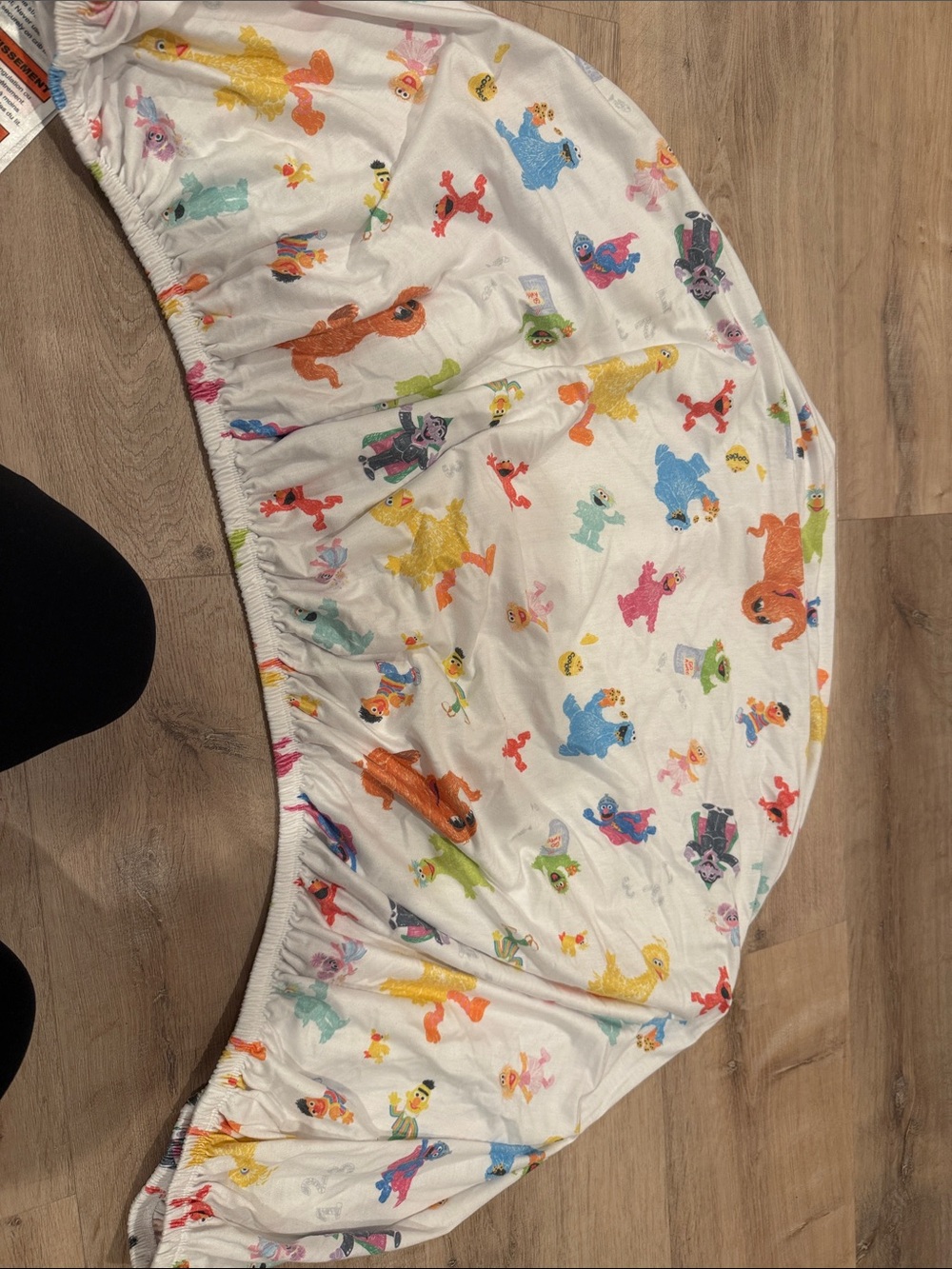 Children's Sesame Street Fitted Sheet - Multi-Color Characters on White